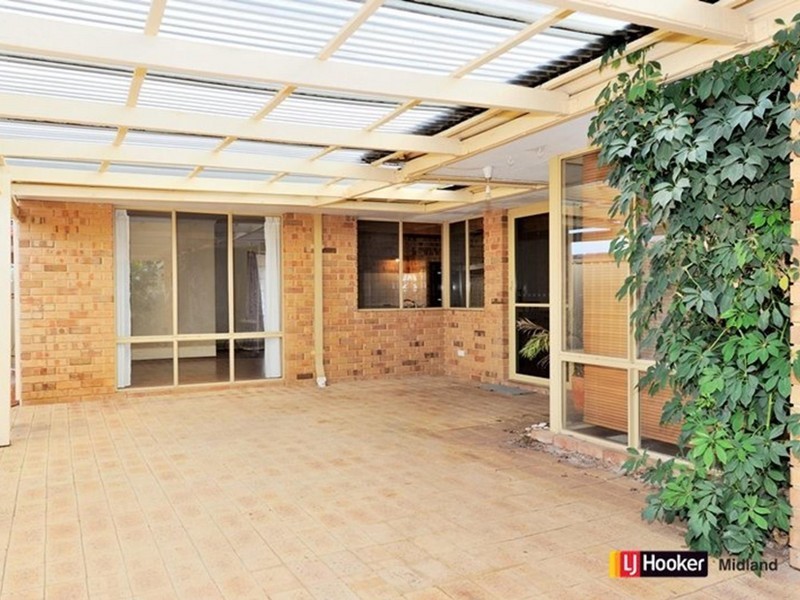 23 Bernley Drive, Viveash WA 6056