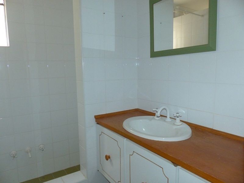 30 Stirling Road, Greenmount WA 6056