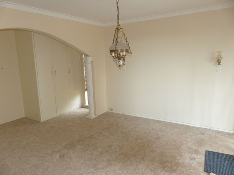 30 Stirling Road, Greenmount WA 6056