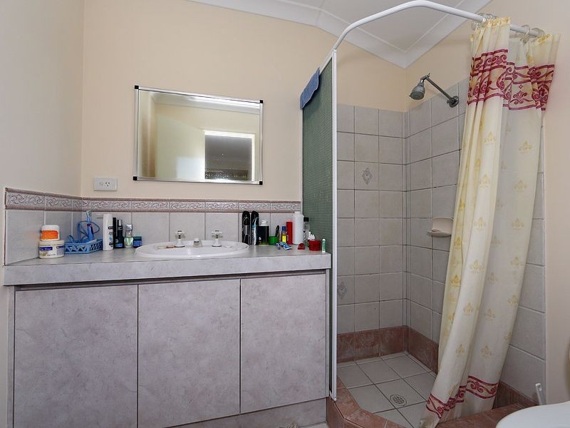 7 Binar Court, South Guildford WA 6055