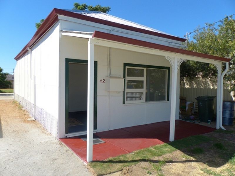 42 Margaret Street, Midland WA 6056