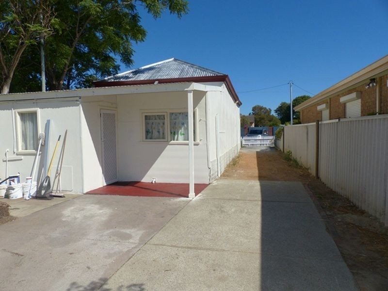 42 Margaret Street, Midland WA 6056