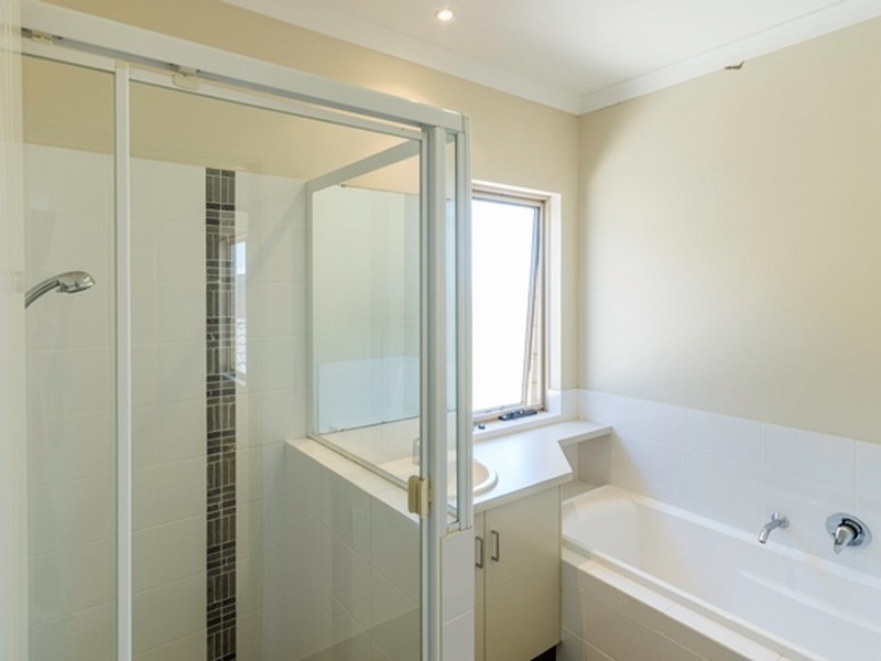 5/103 Morrison Road, Midland WA 6056