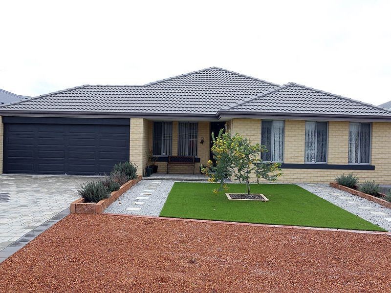 11 Yonga Way, South Guildford WA 6055