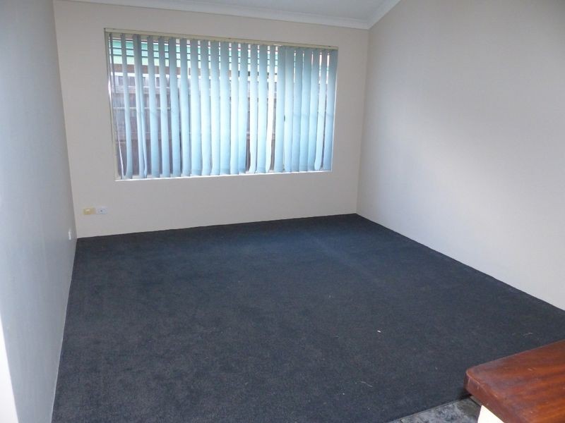 6 Yeates Lane, Stratton WA 6056