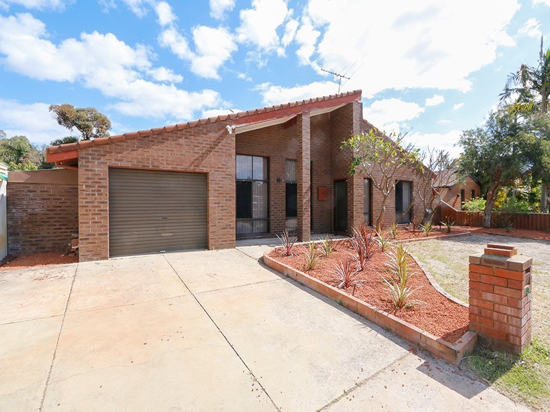 40 Illawarra Crescent, Ballajura WA 6066