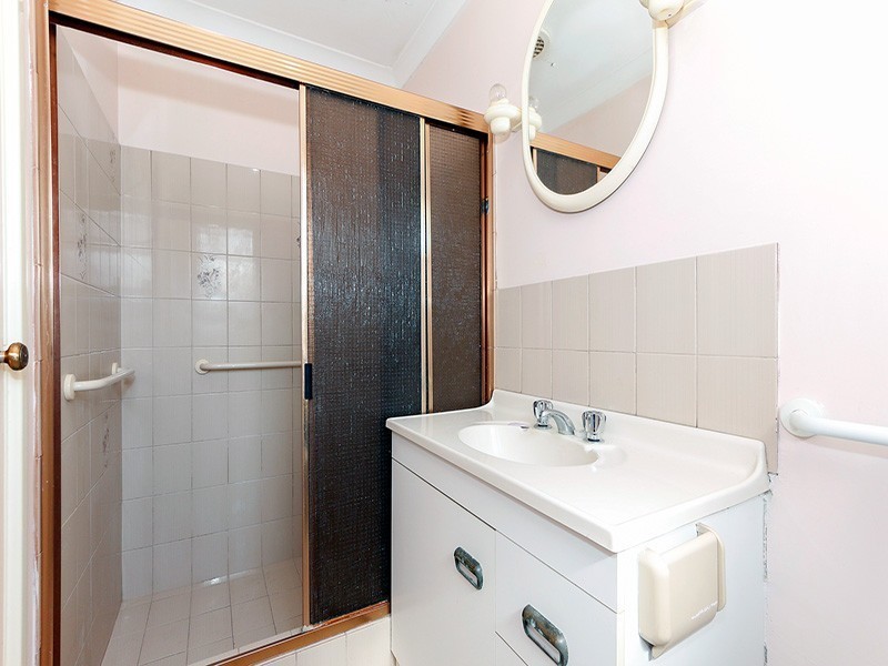 40 Illawarra Crescent, Ballajura WA 6066