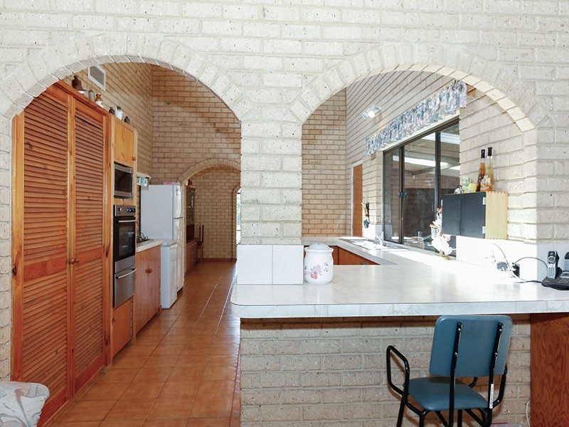 40 Illawarra Crescent, Ballajura WA 6066