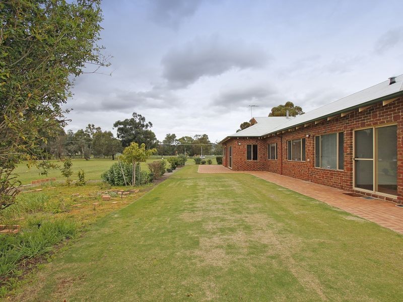 21 Corte Close, Brigadoon WA 6069