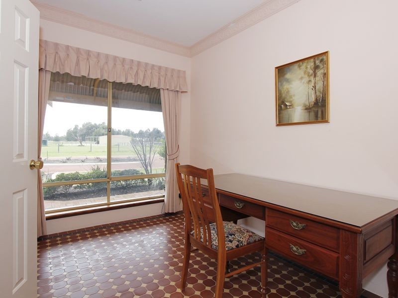 21 Corte Close, Brigadoon WA 6069