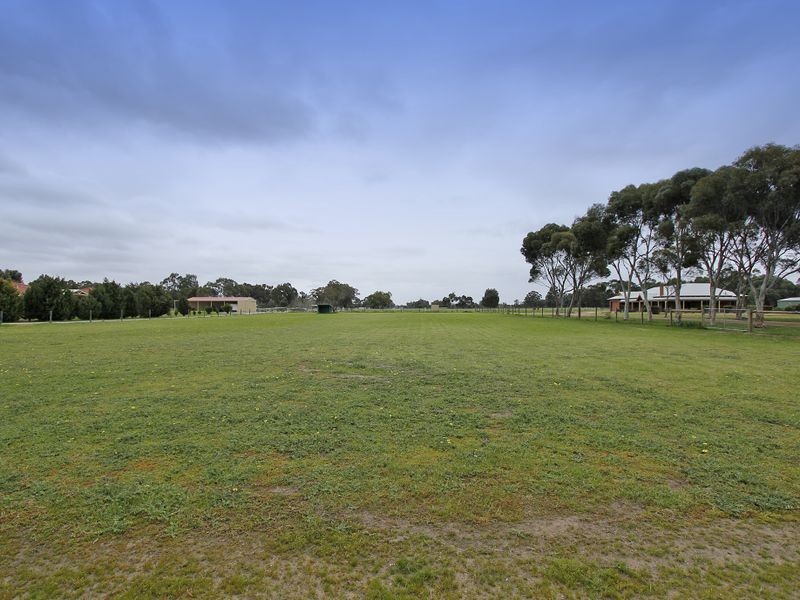 21 Corte Close, Brigadoon WA 6069