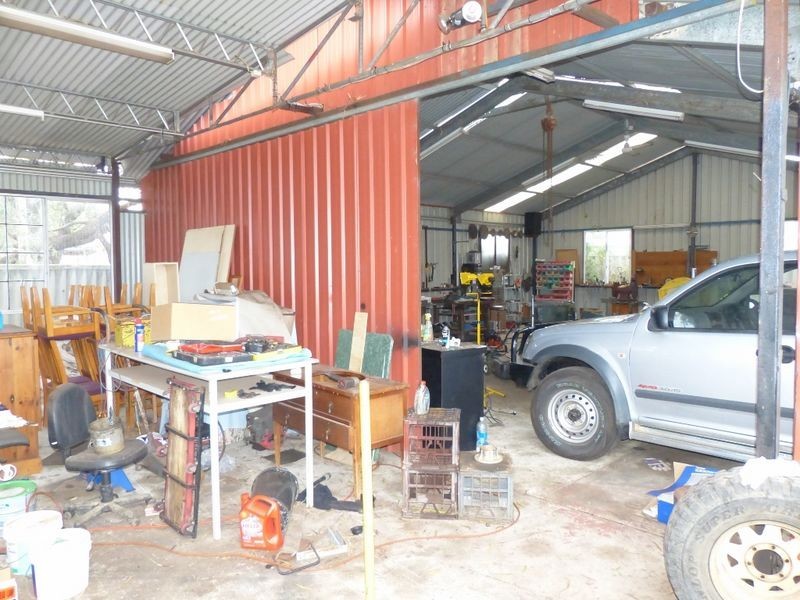 134 Bushmead Road, Hazelmere WA 6055