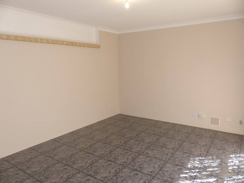 6 Yeates Lane, Stratton WA 6056