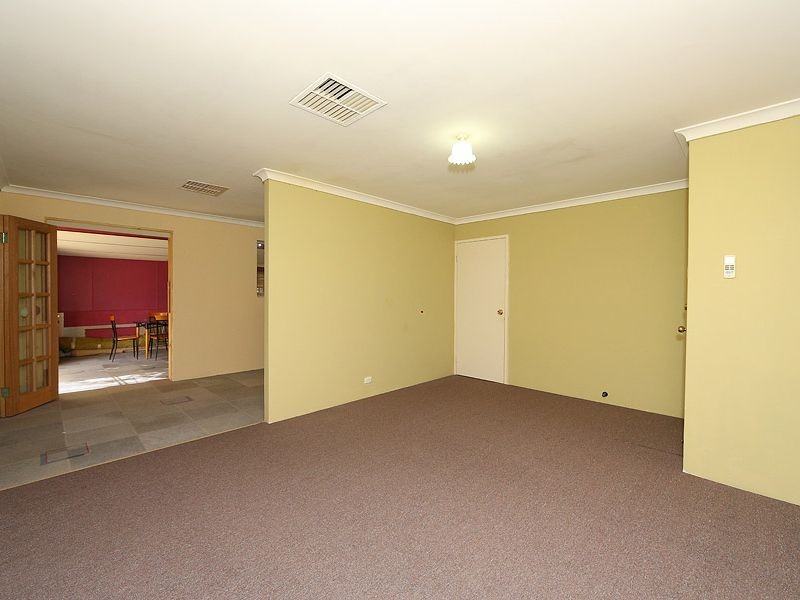 1 Coorain Street, Maddington WA 6109