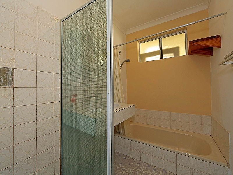 1 Coorain Street, Maddington WA 6109