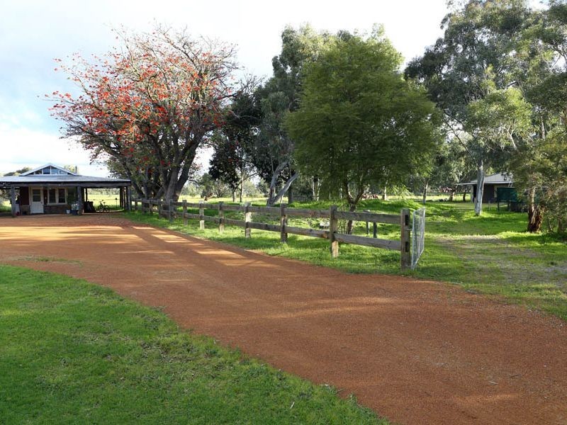 266 Lennard Street, Herne Hill WA 6056