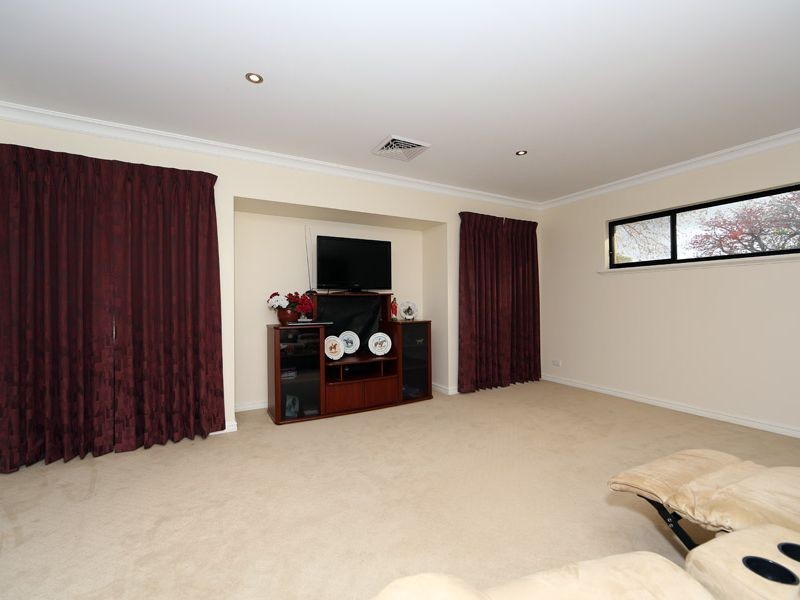 266 Lennard Street, Herne Hill WA 6056