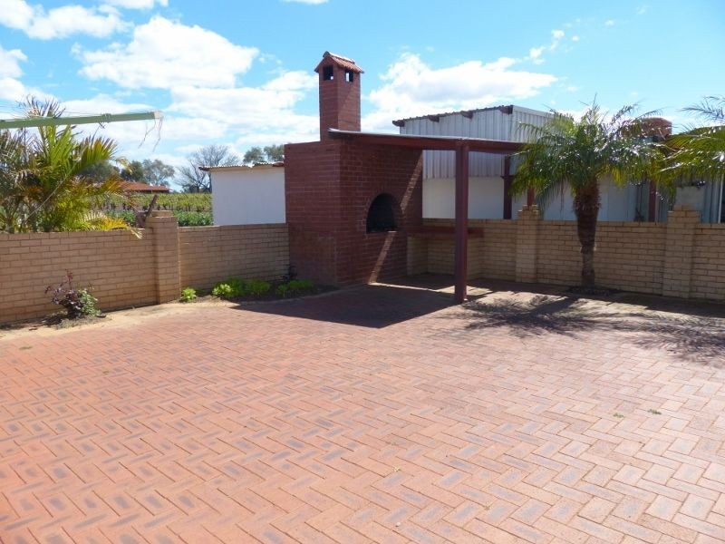 899 Great Northern Highway, Herne Hill WA 6056