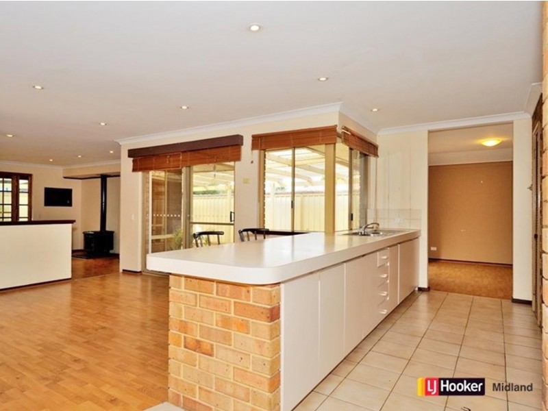 23 Bernley Drive, Viveash WA 6056