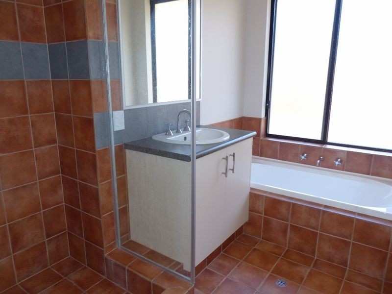 37 Chandala Turn, Ellenbrook WA 6069