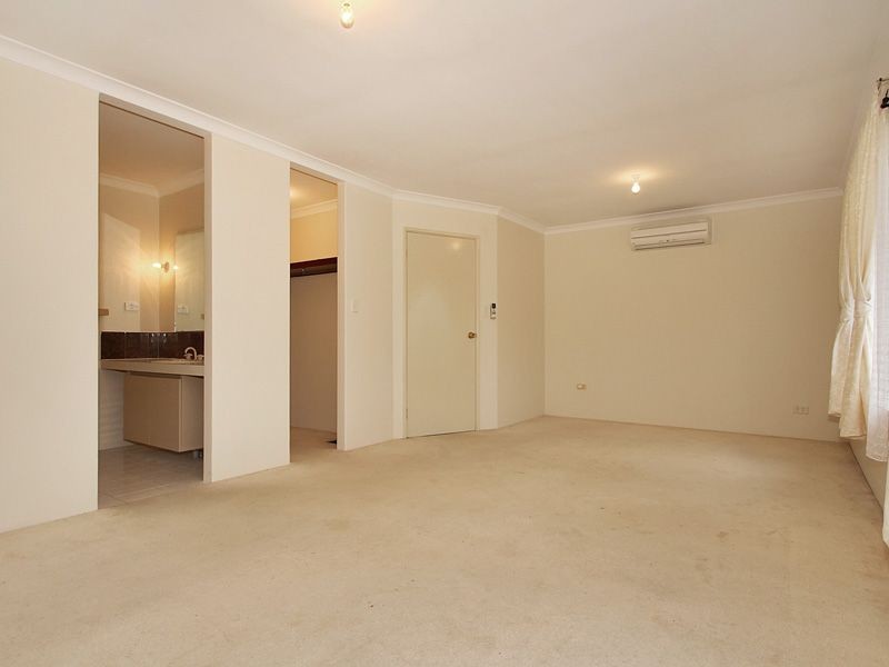 14 Giralia Parkway, Ballajura WA 6066