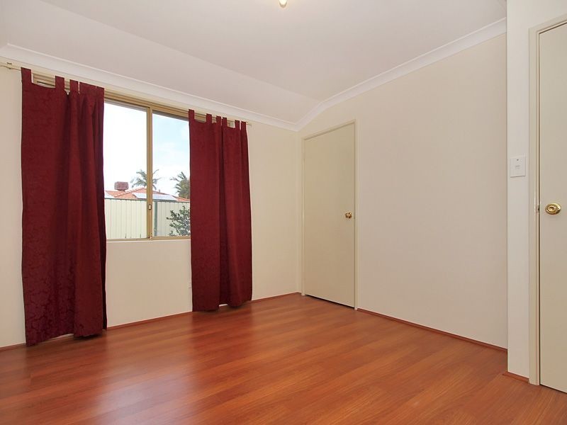 14 Giralia Parkway, Ballajura WA 6066