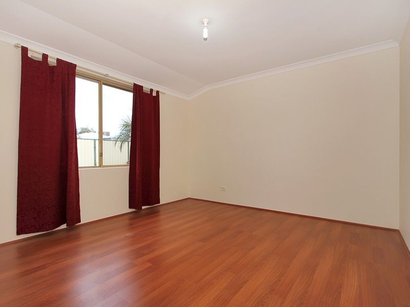 14 Giralia Parkway, Ballajura WA 6066