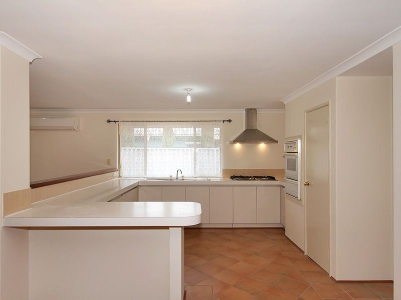 14 Giralia Parkway, Ballajura WA 6066