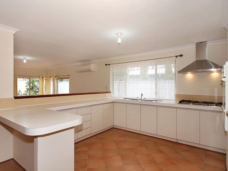 14 Giralia Parkway, Ballajura WA 6066