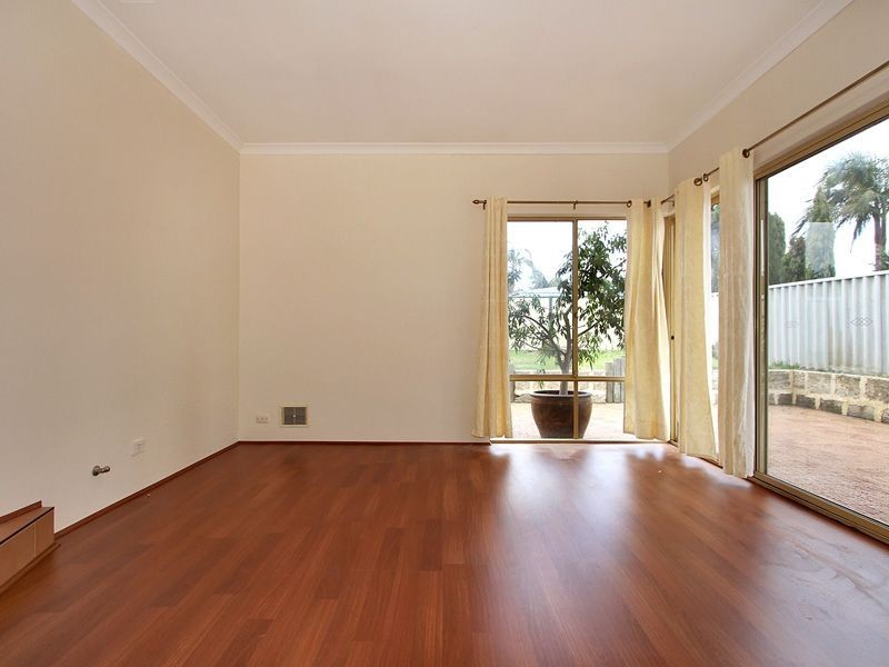 14 Giralia Parkway, Ballajura WA 6066