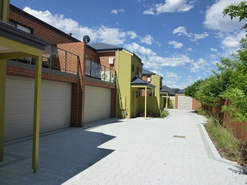 2/62 Sayer Street, Midland WA 6056