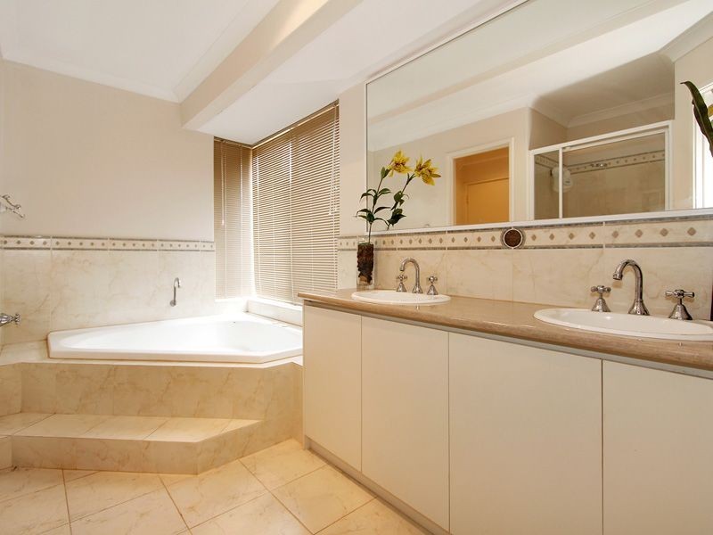 23 Ashdale Boulevard, Darch WA 6065