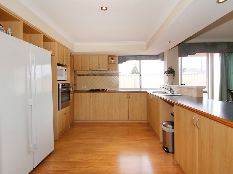 23 Ashdale Boulevard, Darch WA 6065