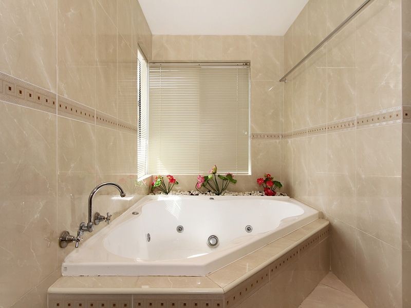 20 Tissington Drive, Darch WA 6065