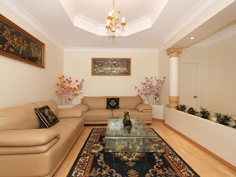 20 Tissington Drive, Darch WA 6065