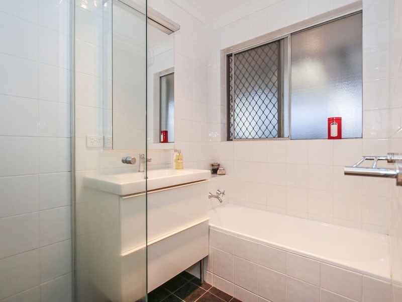 21 Wynne Street, Hazelmere WA 6055
