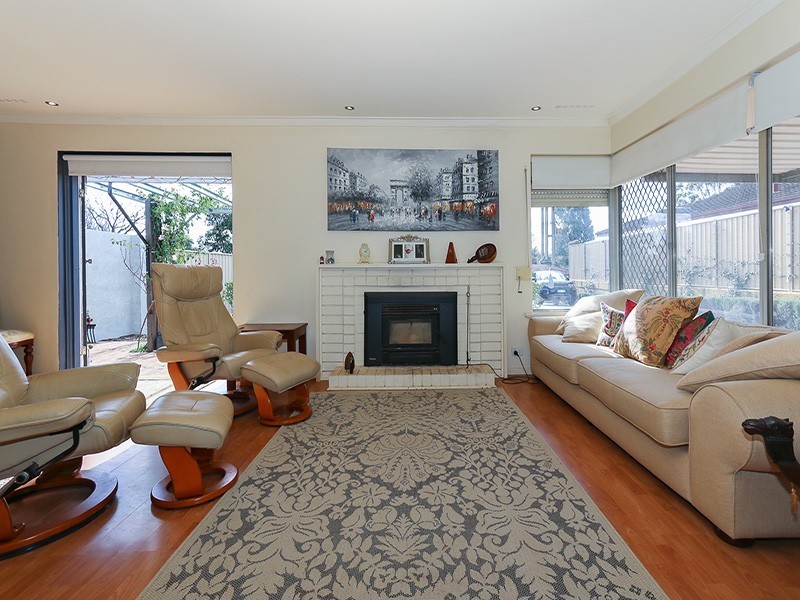 21 Wynne Street, Hazelmere WA 6055