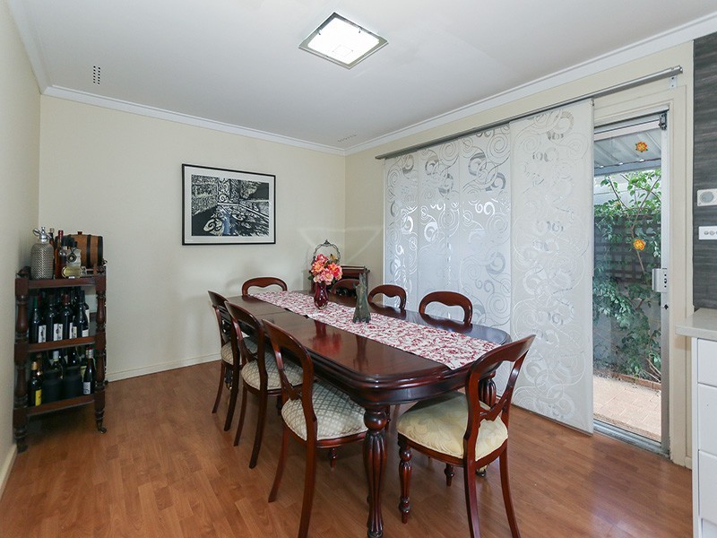 21 Wynne Street, Hazelmere WA 6055