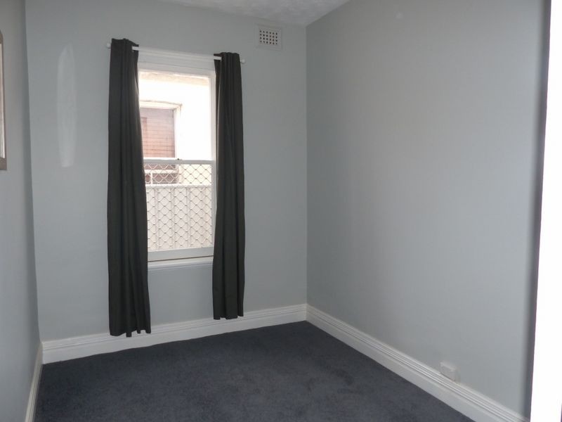 1/111 Morrison Rd, Midland WA 6056