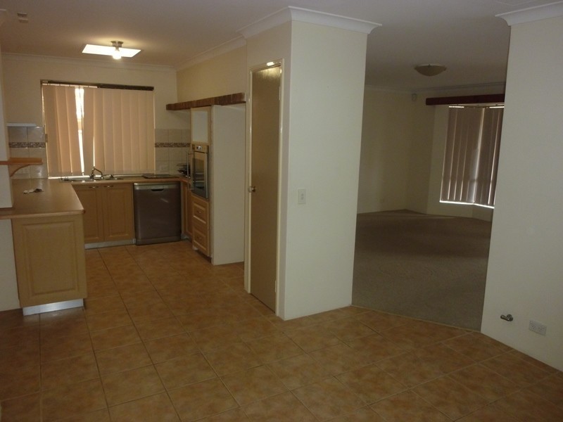 24 Timberlane Cres, Beechboro WA 6063