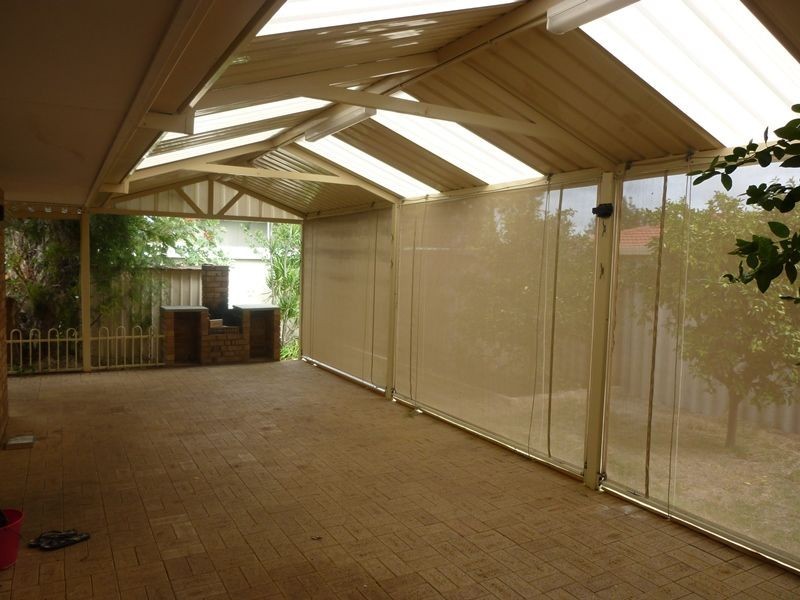 24 Timberlane Cres, Beechboro WA 6063