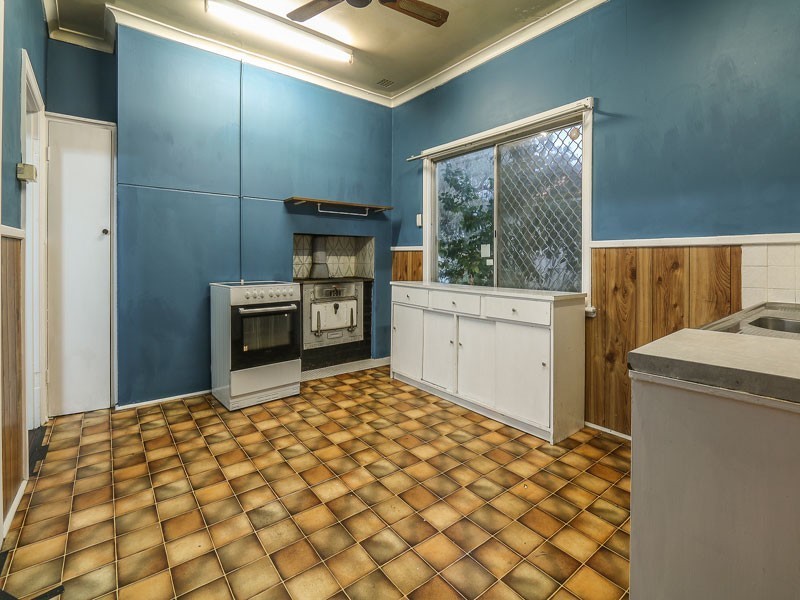 45 Lord St, Eden Hill WA 6054