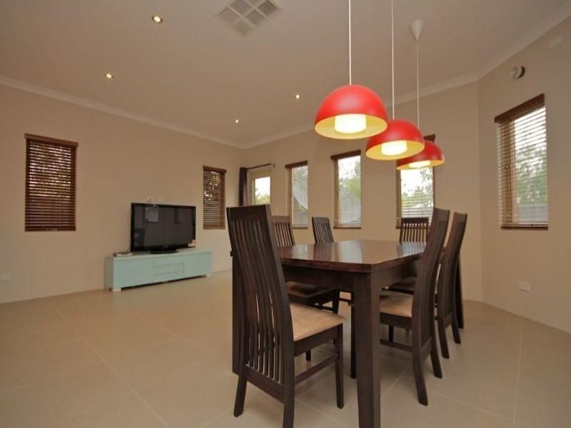 36b Kidman Avenue, South Guildford WA 6055