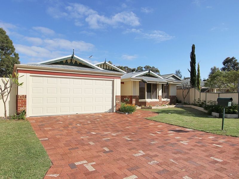 24 Gentle Circle, South Guildford WA 6055