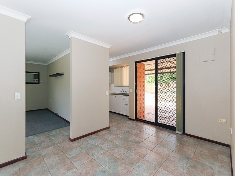 11 The Ridgeway, Swan View WA 6056