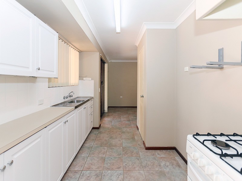 11 The Ridgeway, Swan View WA 6056