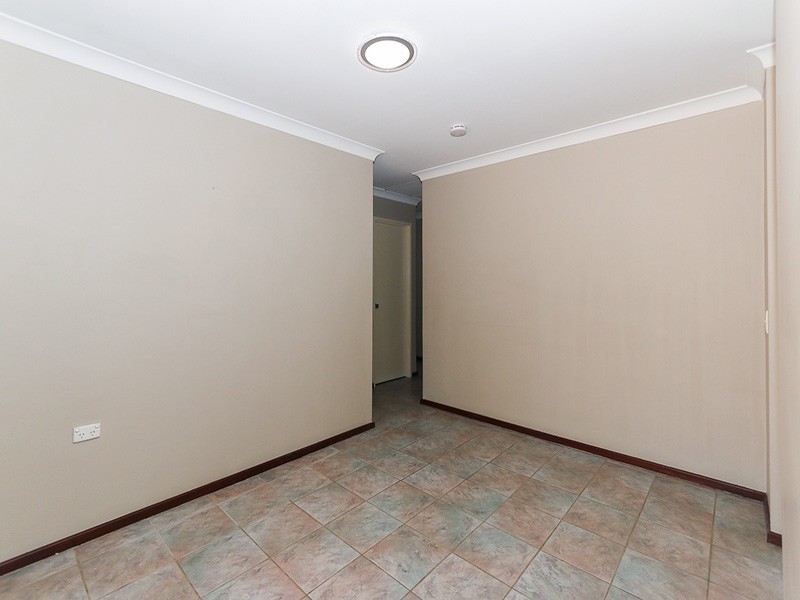 11 The Ridgeway, Swan View WA 6056