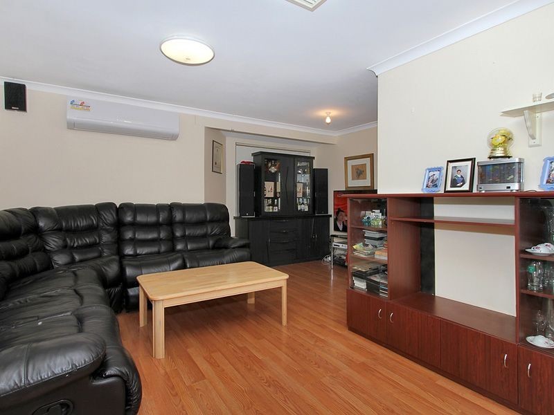 7 Picton Terrace, Alexander Heights WA 6064