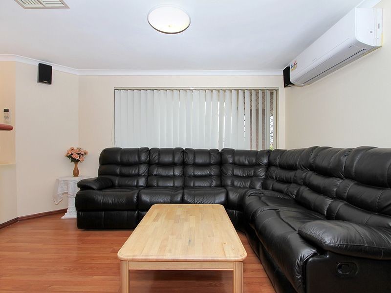 7 Picton Terrace, Alexander Heights WA 6064