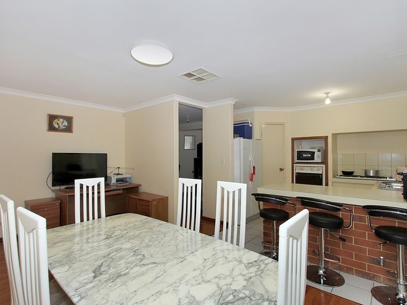 7 Picton Terrace, Alexander Heights WA 6064